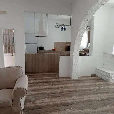 Oia Villa *